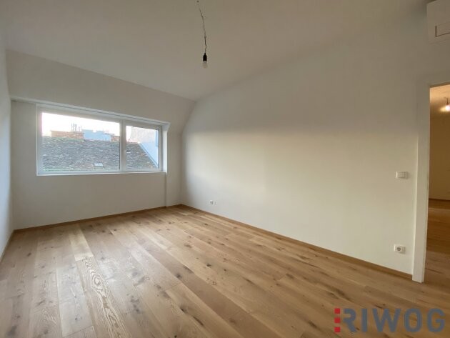 Bild 8 von 12
