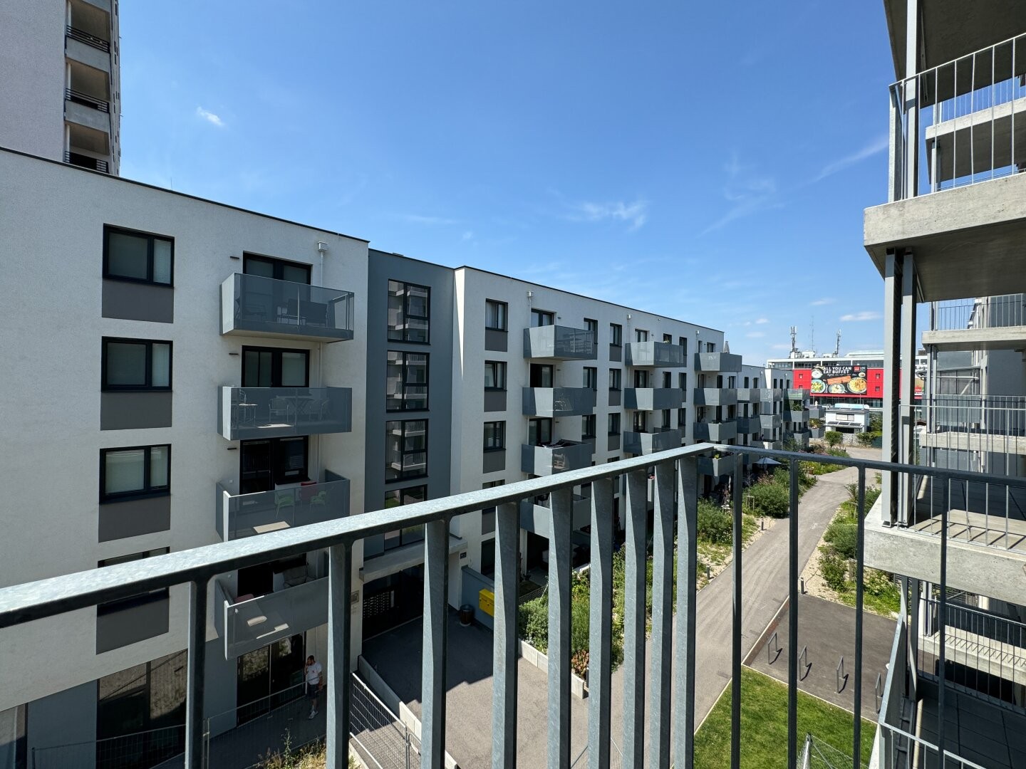 Bild 9 von 18