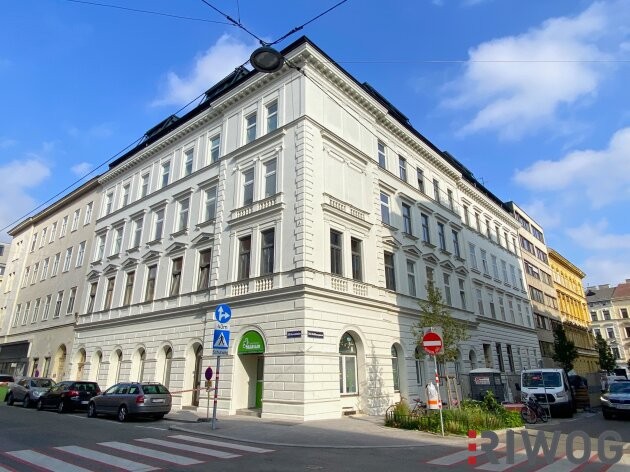 Bild 1 von 12