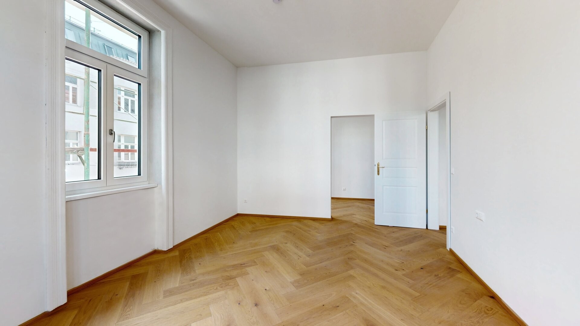 Bild 12 von 27